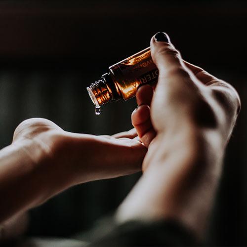 5 Essential Oils for Aromatherapy - Breo® Official Website